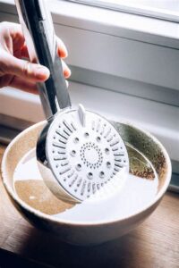 Clean the Showerhead Img